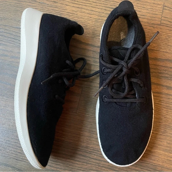 Allbirds Black Wool Runners - Picture 10 of 10